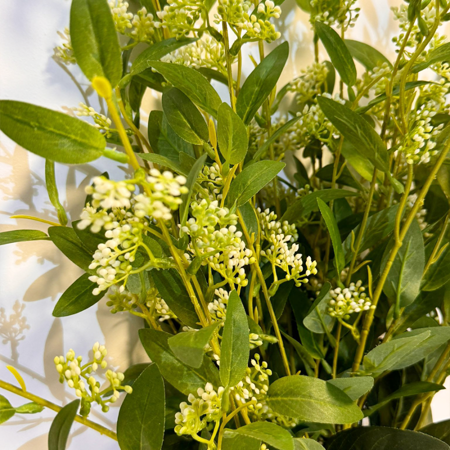 Buchet ramuri iasomie, flori decorative...