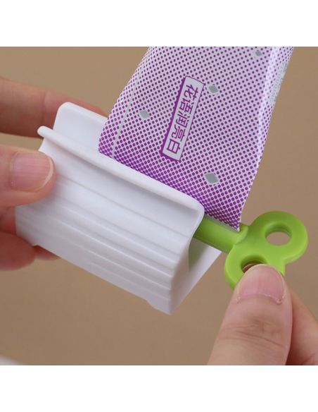 Presa manuala pentru stoarcerea tuburilor