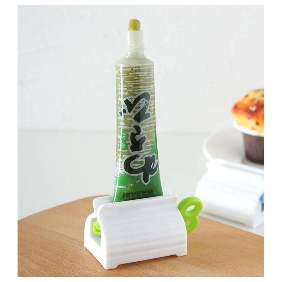 Presa manuala pentru stoarcerea tuburilor