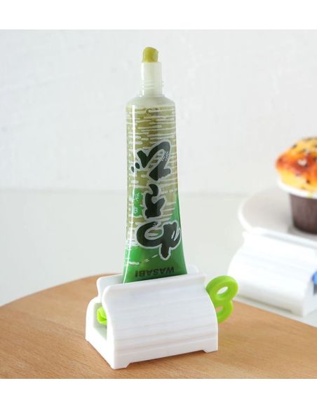 Presa manuala pentru stoarcerea tuburilor