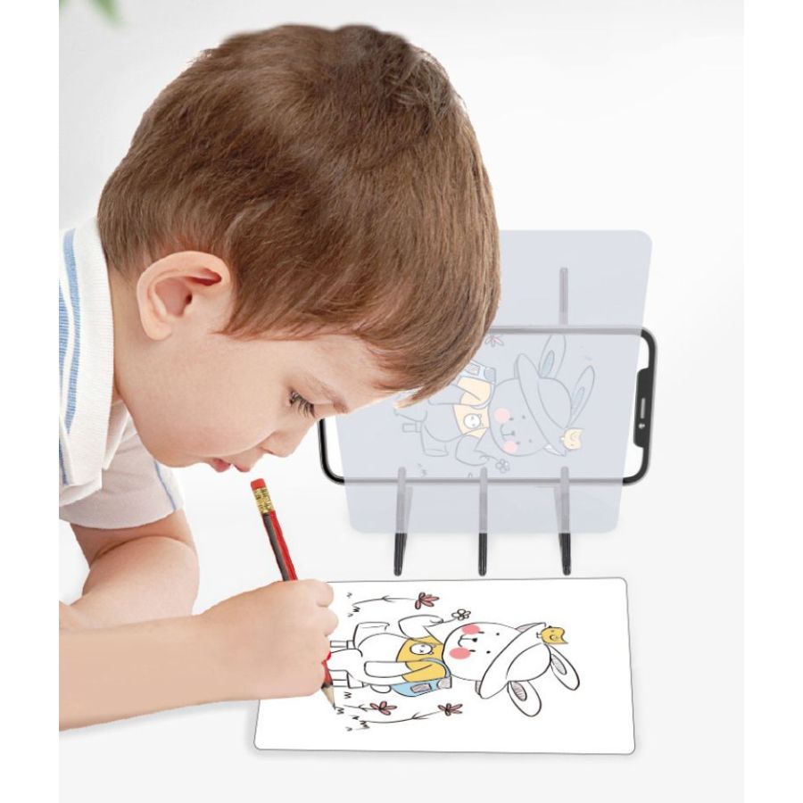 Tableta de desen cu proiectia telefonului,...