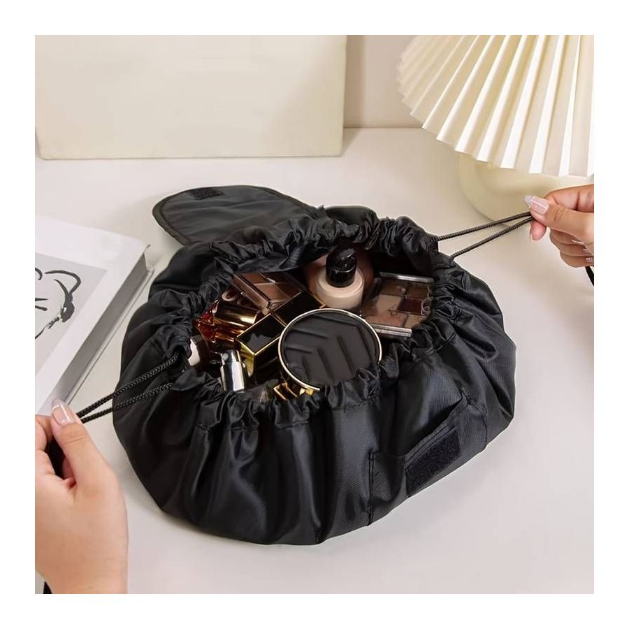 Geanta neagra pentru cosmetice, geanta make-up...